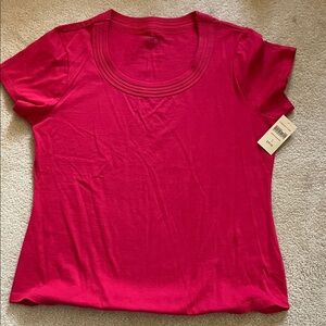 NWT L Coldwater Creek Short-Sleeve Scoop Neck Tee in Bright Fuchsia